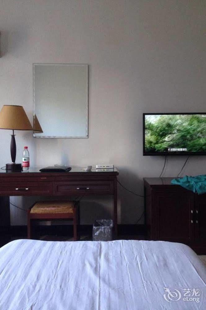 הואהי'אן Huai'Anyoulandu Hotel מראה חיצוני תמונה